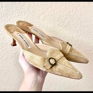 COPY - Manolo Blahnik Suede Kitten Heels tan leather buckle detail size 40 US 10